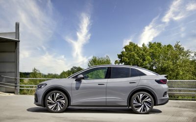 Volkswagen ID.5 grå fra siden